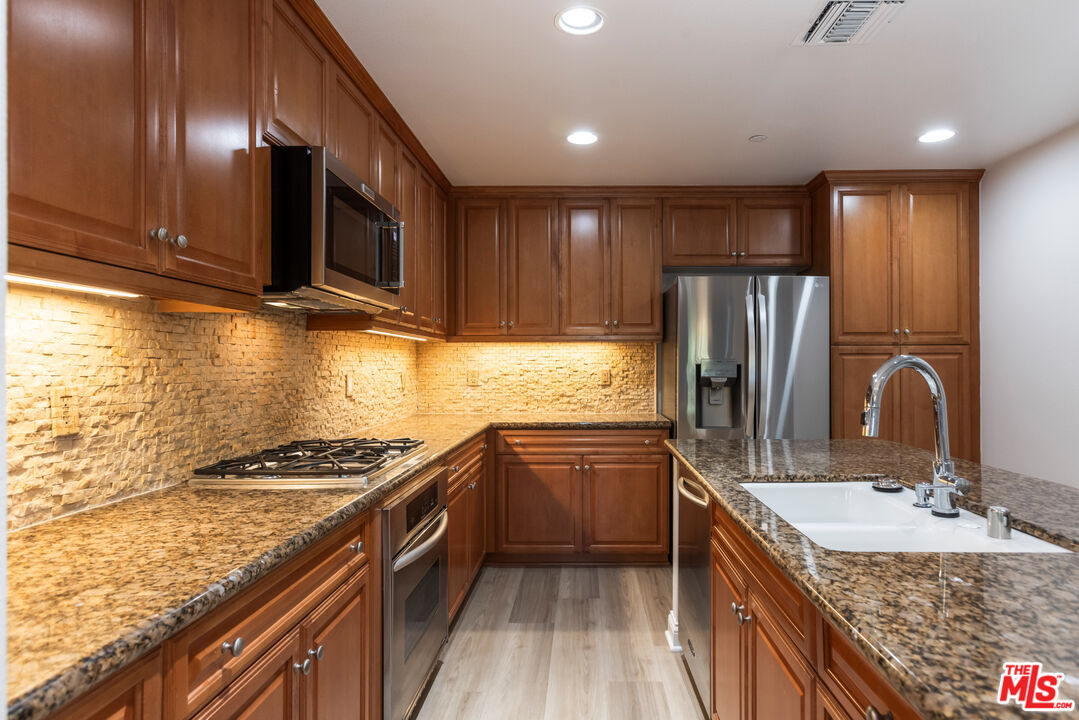 12975 Agustin Pl Unit: 113