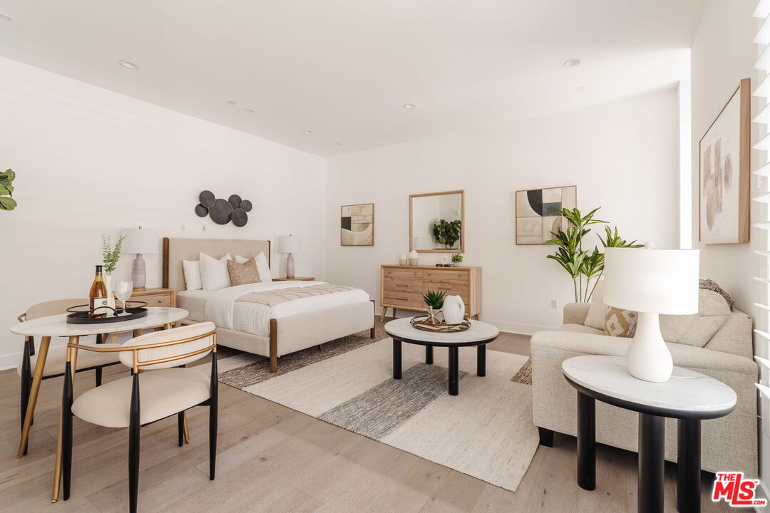 12765 Bluff Creek Dr Unit: 1