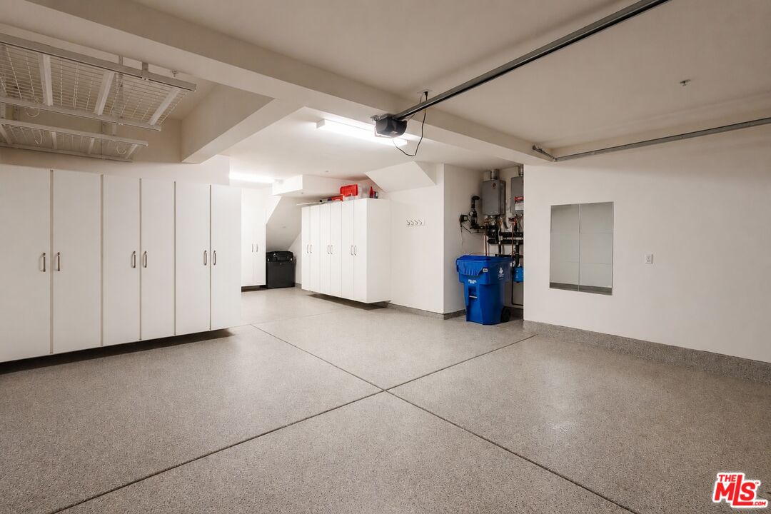 12765 Bluff Creek Dr Unit: 1