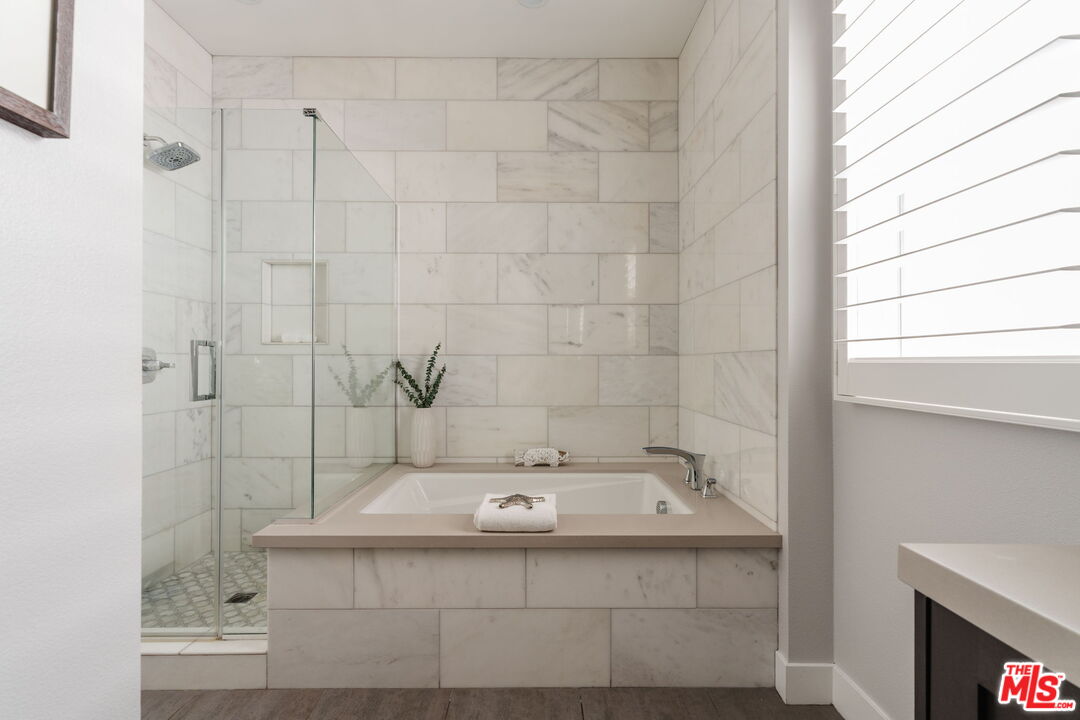 12765 Bluff Creek Dr Unit: 1