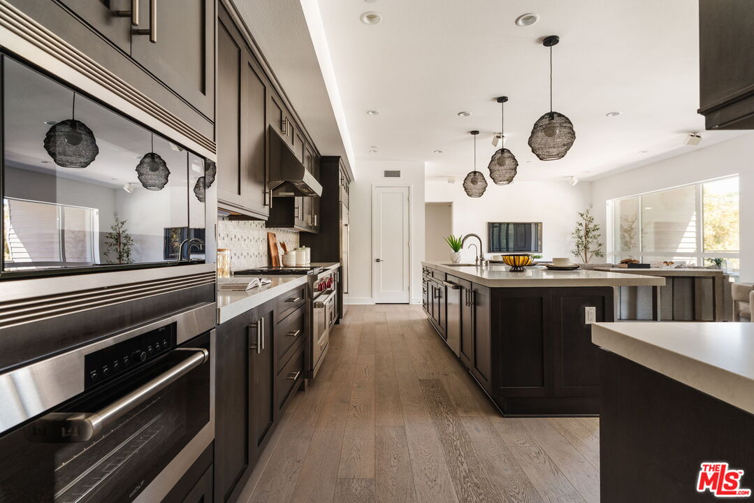 12765 Bluff Creek Dr Unit: 1