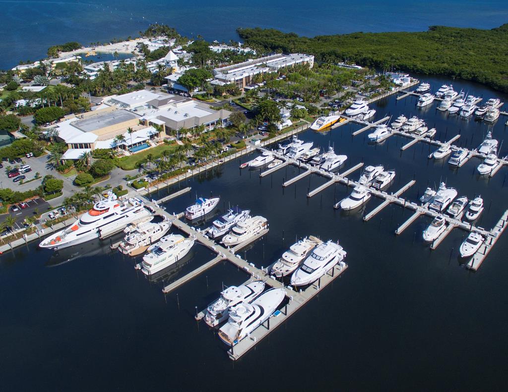 201 Ocean Reef Drive HS-10