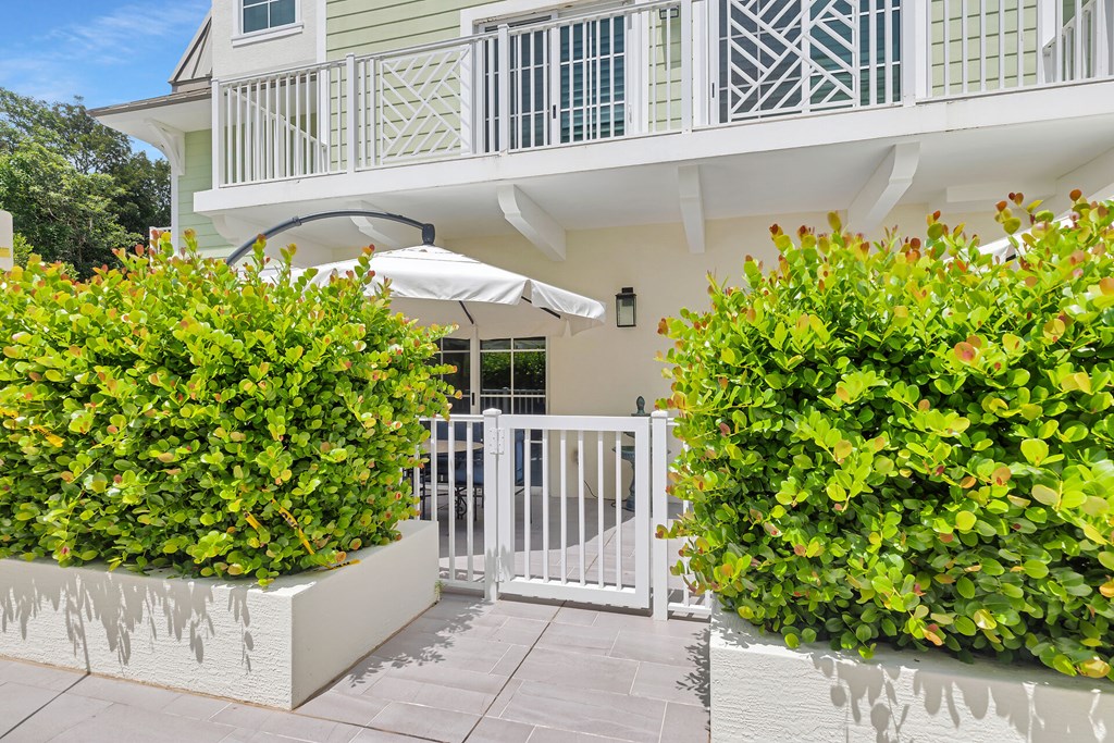 1 Residence Lane C-117