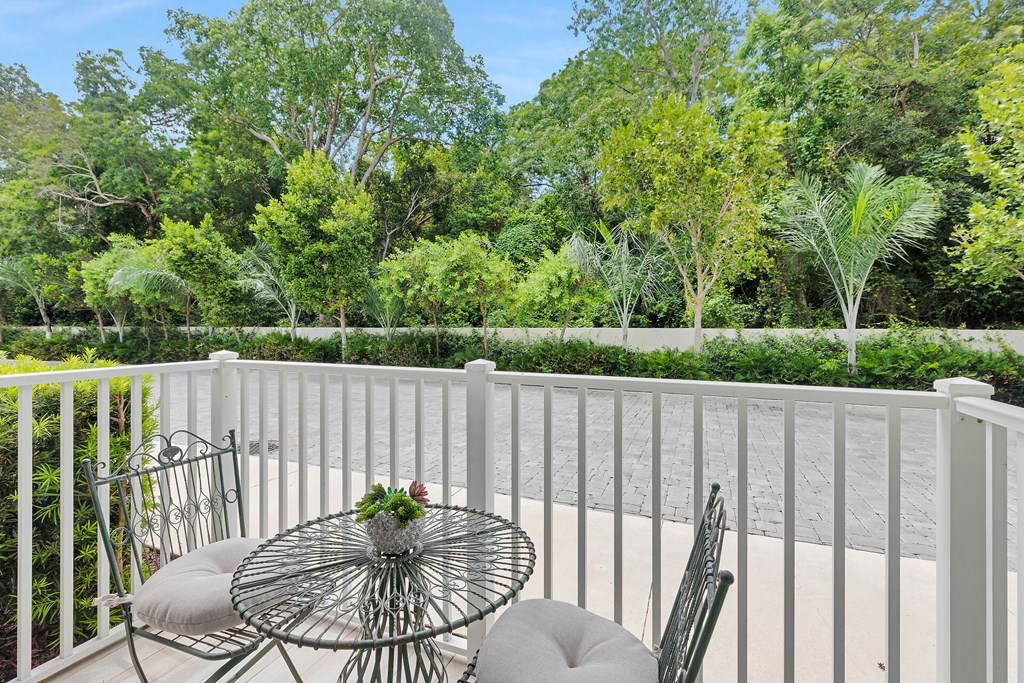 1 Residence Lane C-117