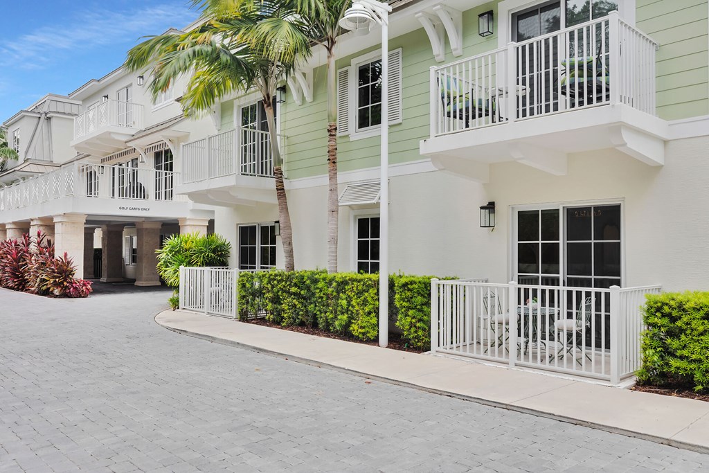 1 Residence Lane C-117