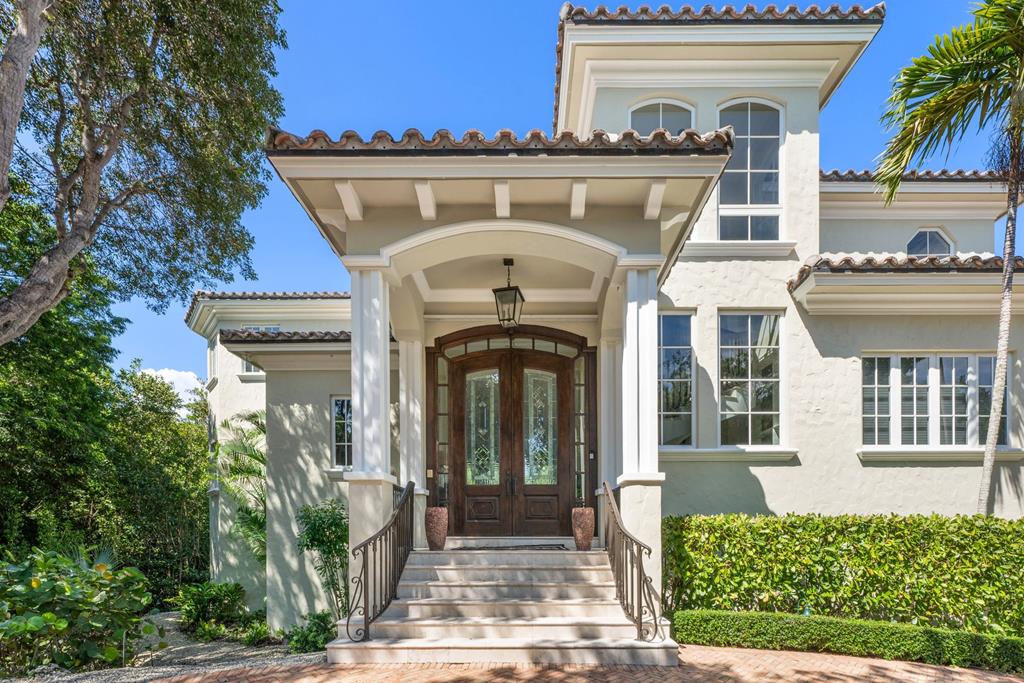 22 Harbor Island Drive