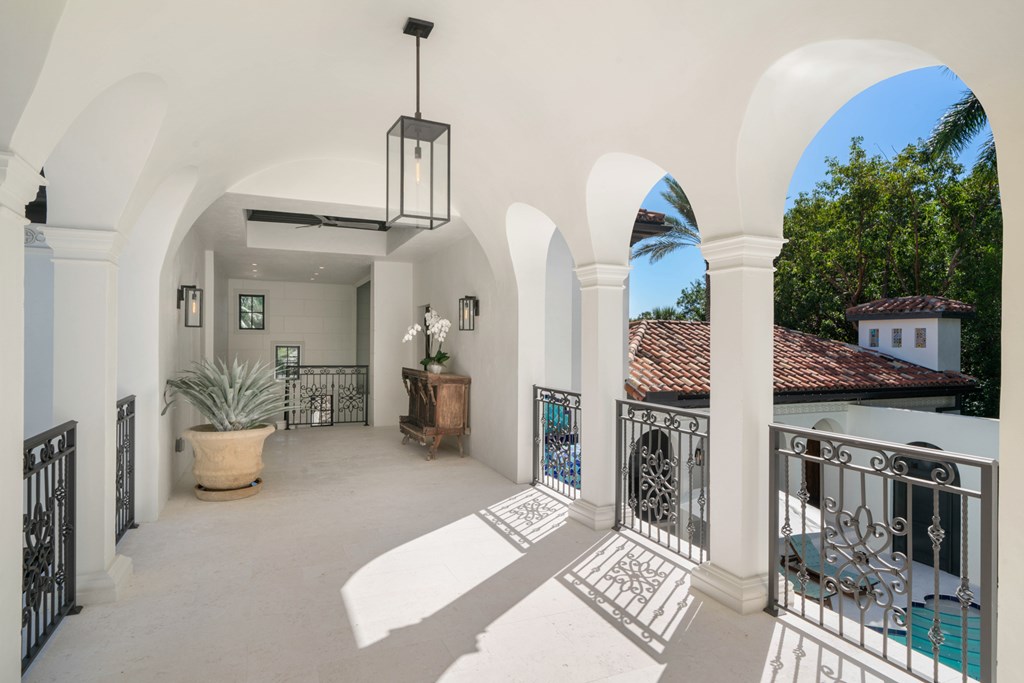 21 South Bridge Lane