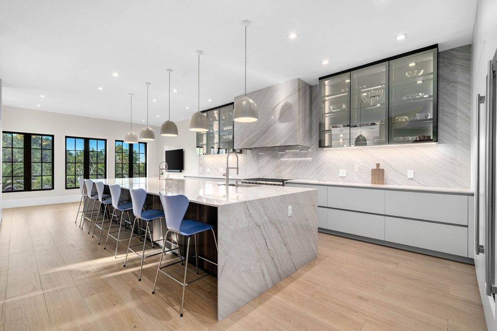 21 South Bridge Lane