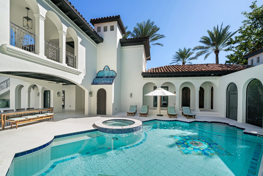 21 South Bridge Lane