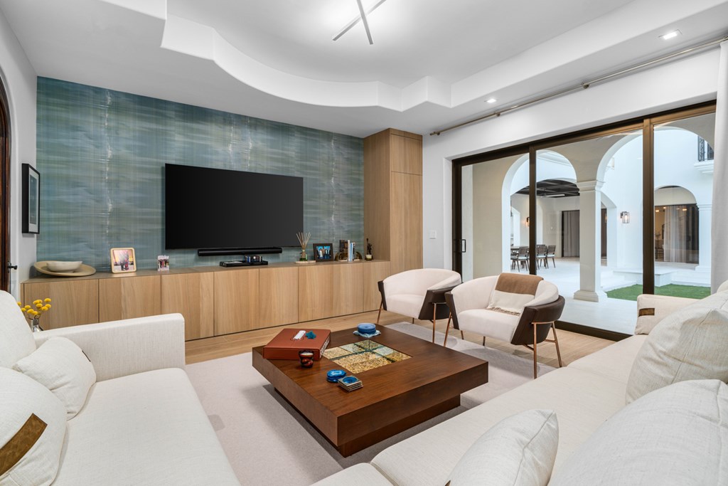 21 South Bridge Lane