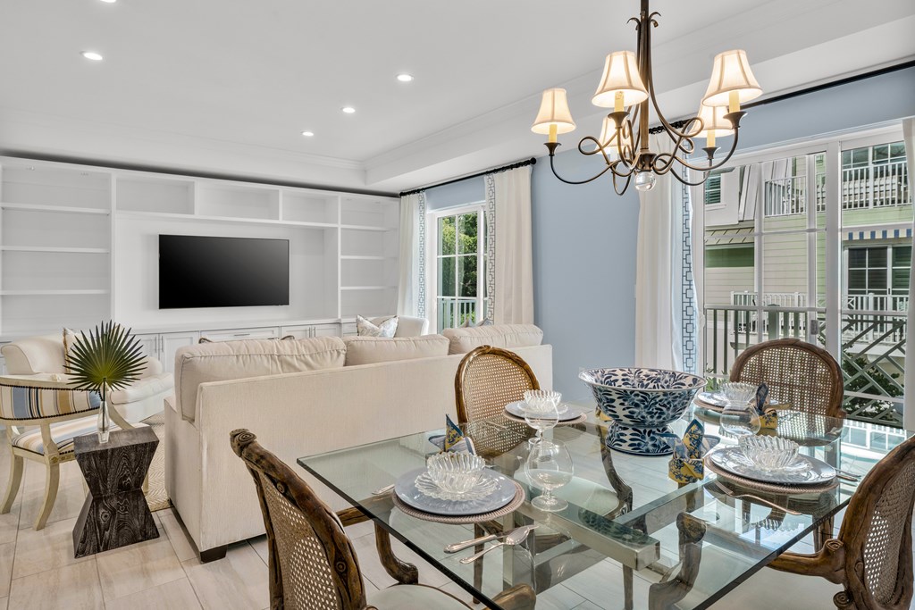 1 Residence Lane 215