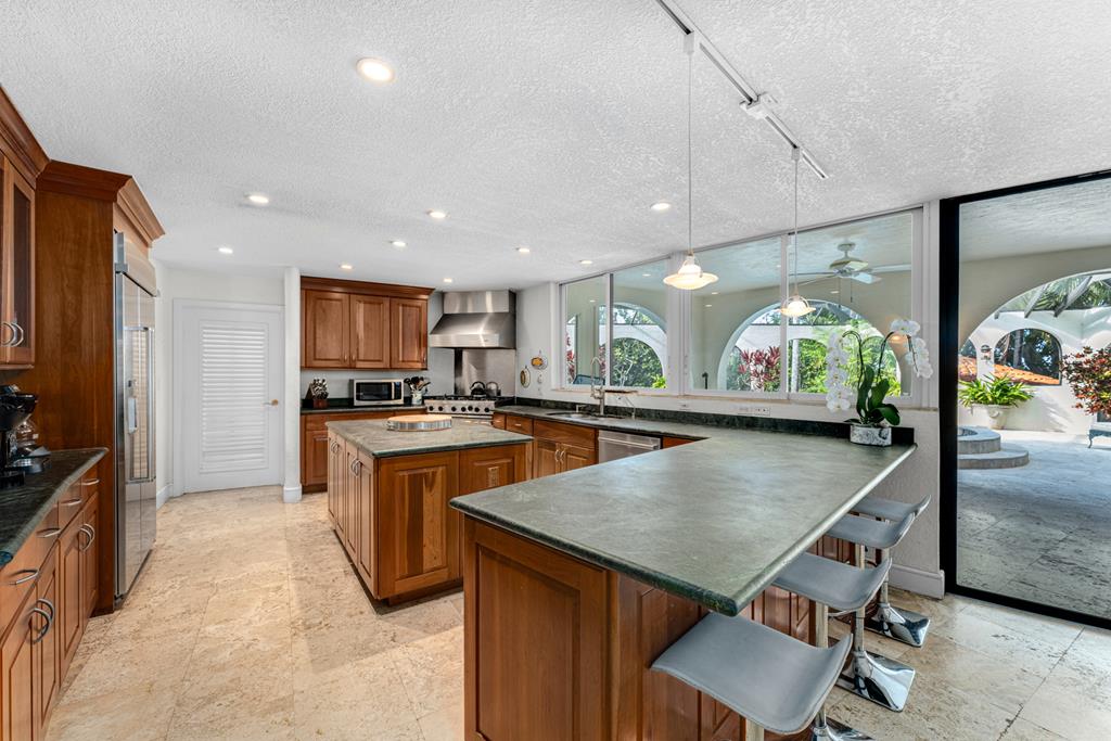 5 South Pelican Drive