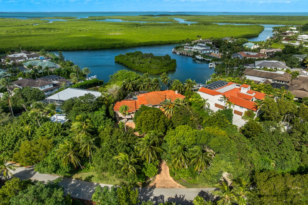 5 South Pelican Drive