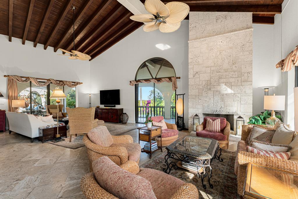 5 South Pelican Drive