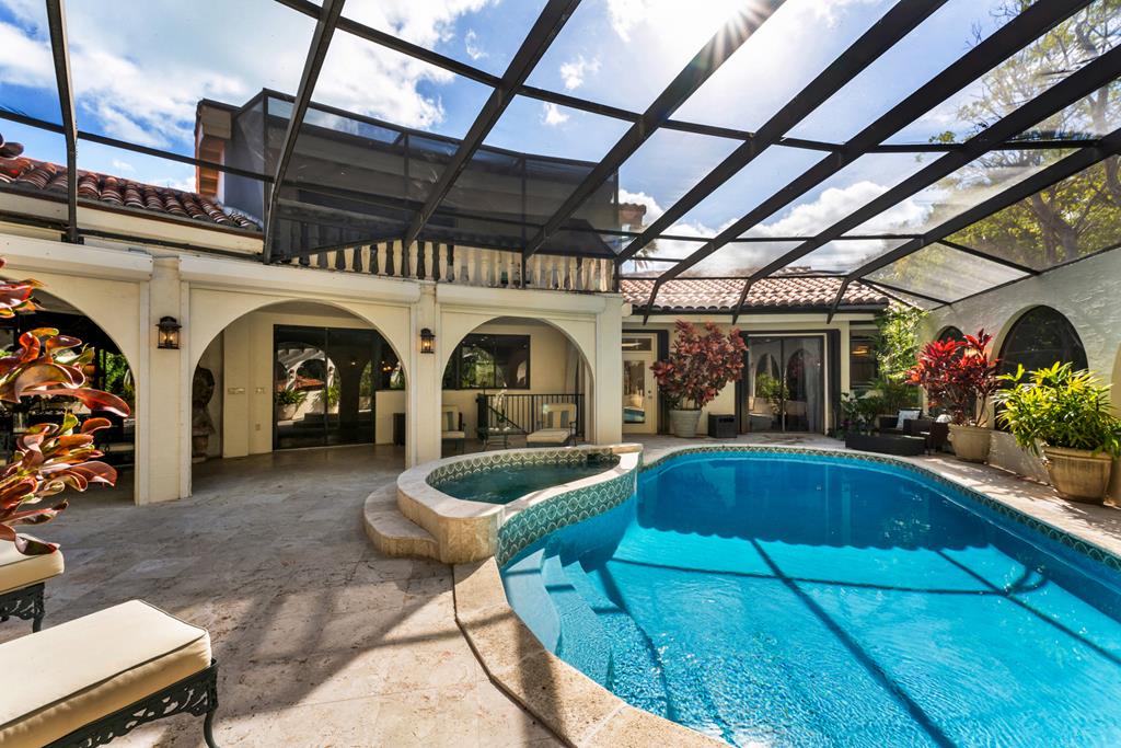 5 South Pelican Drive