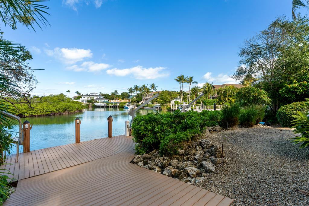 5 South Pelican Drive