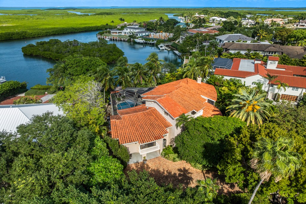 5 South Pelican Drive