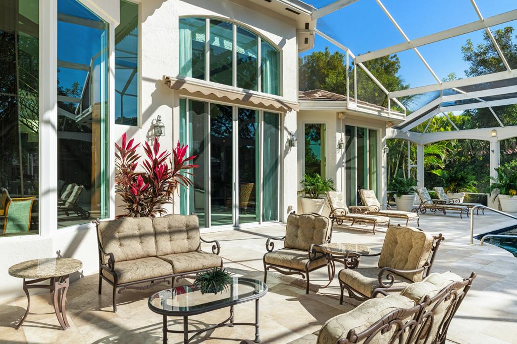 15 Harbor Island Drive