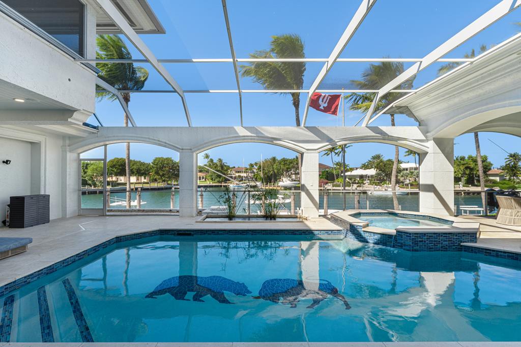 35 Angelfish Cay Drive