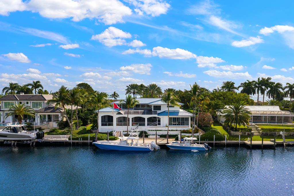 35 Angelfish Cay Drive