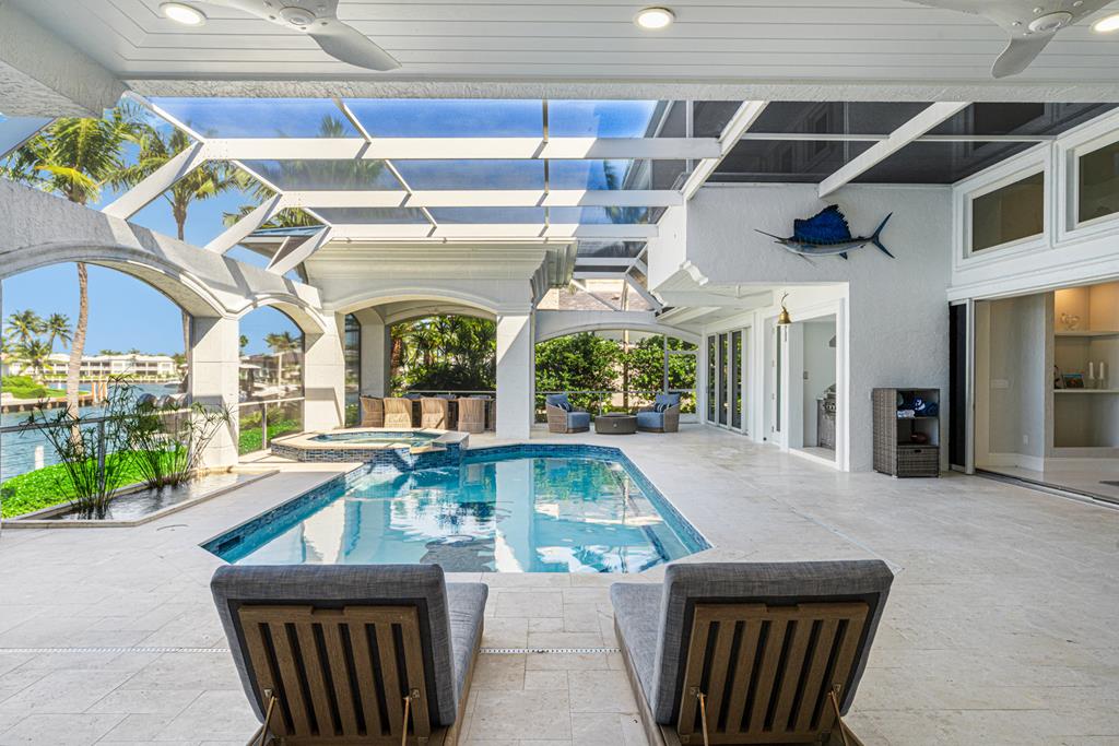 35 Angelfish Cay Drive