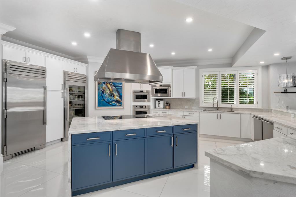 35 Angelfish Cay Drive