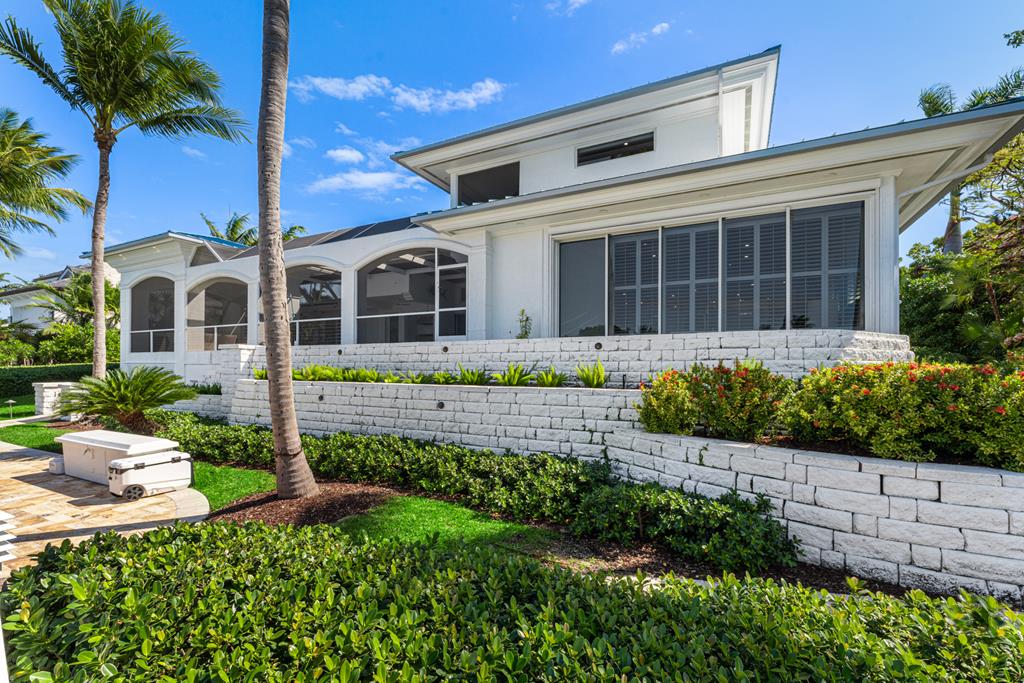 35 Angelfish Cay Drive