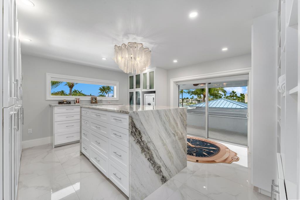 35 Angelfish Cay Drive