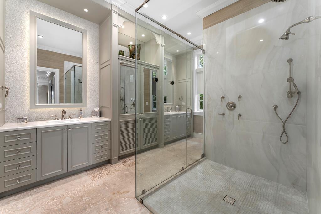 13 Angelfish Cay Drive