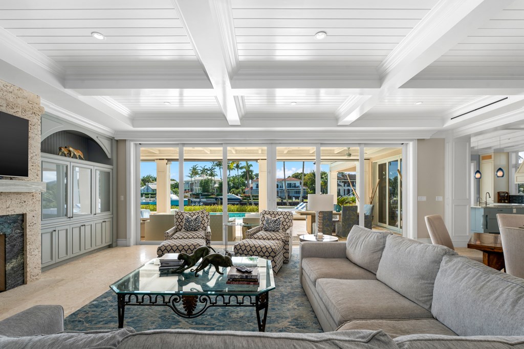 13 Angelfish Cay Drive