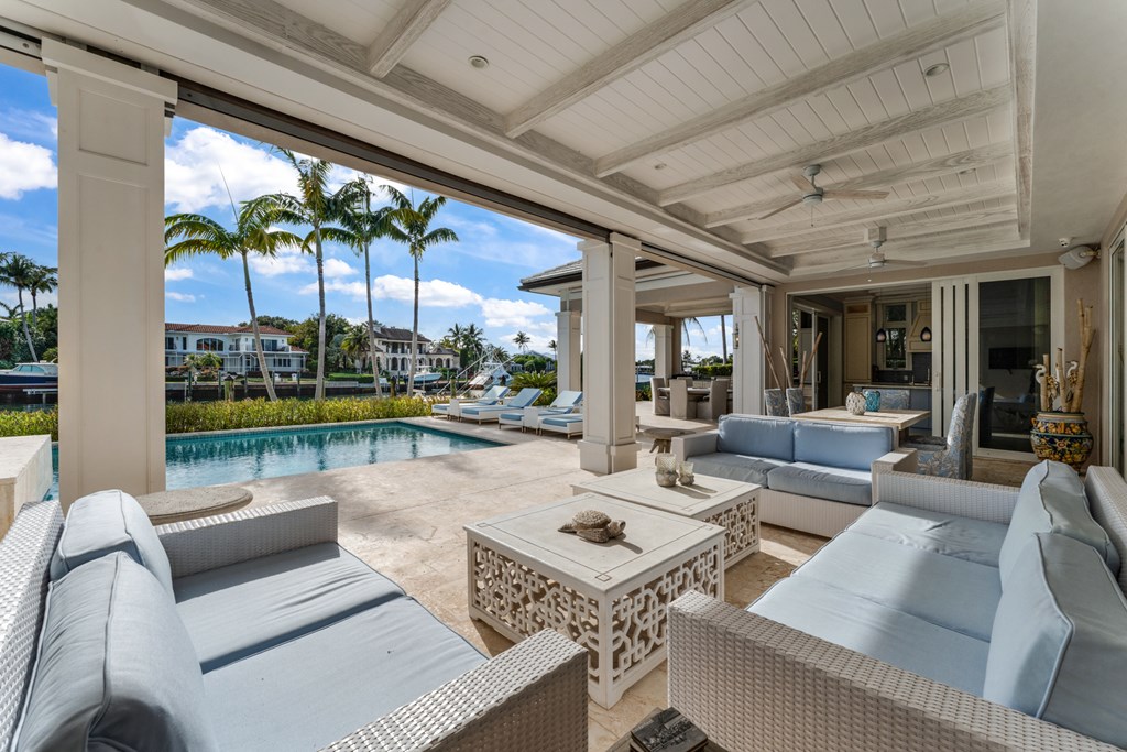 13 Angelfish Cay Drive