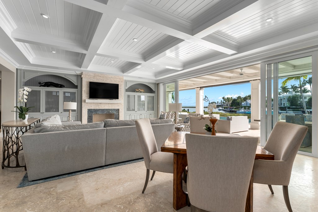 13 Angelfish Cay Drive