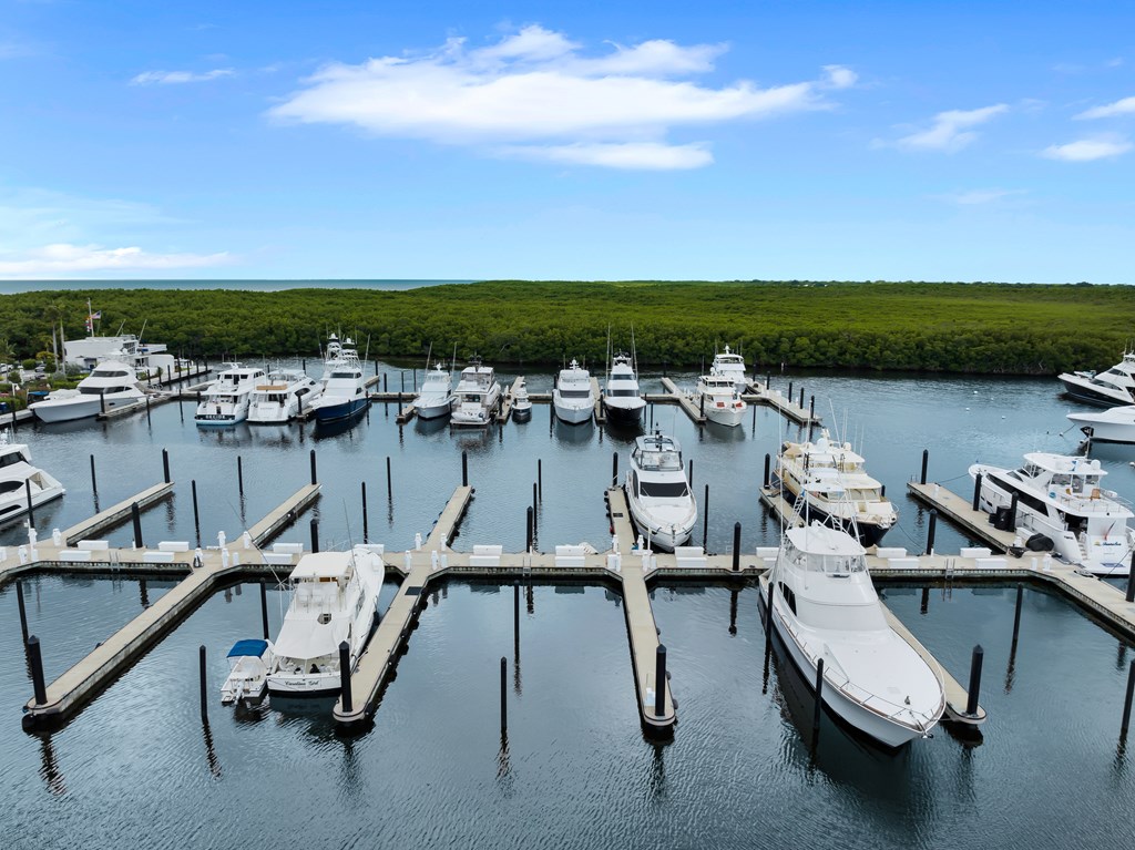 201 Ocean Reef Drive # 22 Unit: #ES-22