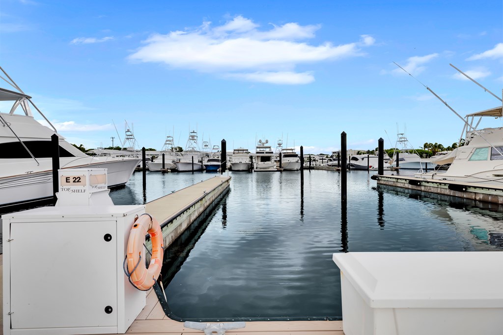 201 Ocean Reef Drive # 22 Unit: #ES-22