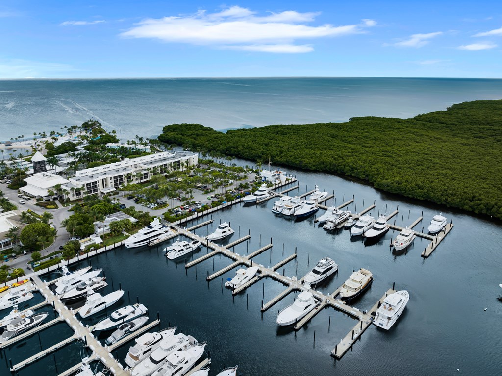 201 Ocean Reef Drive # 22 Unit: #ES-22