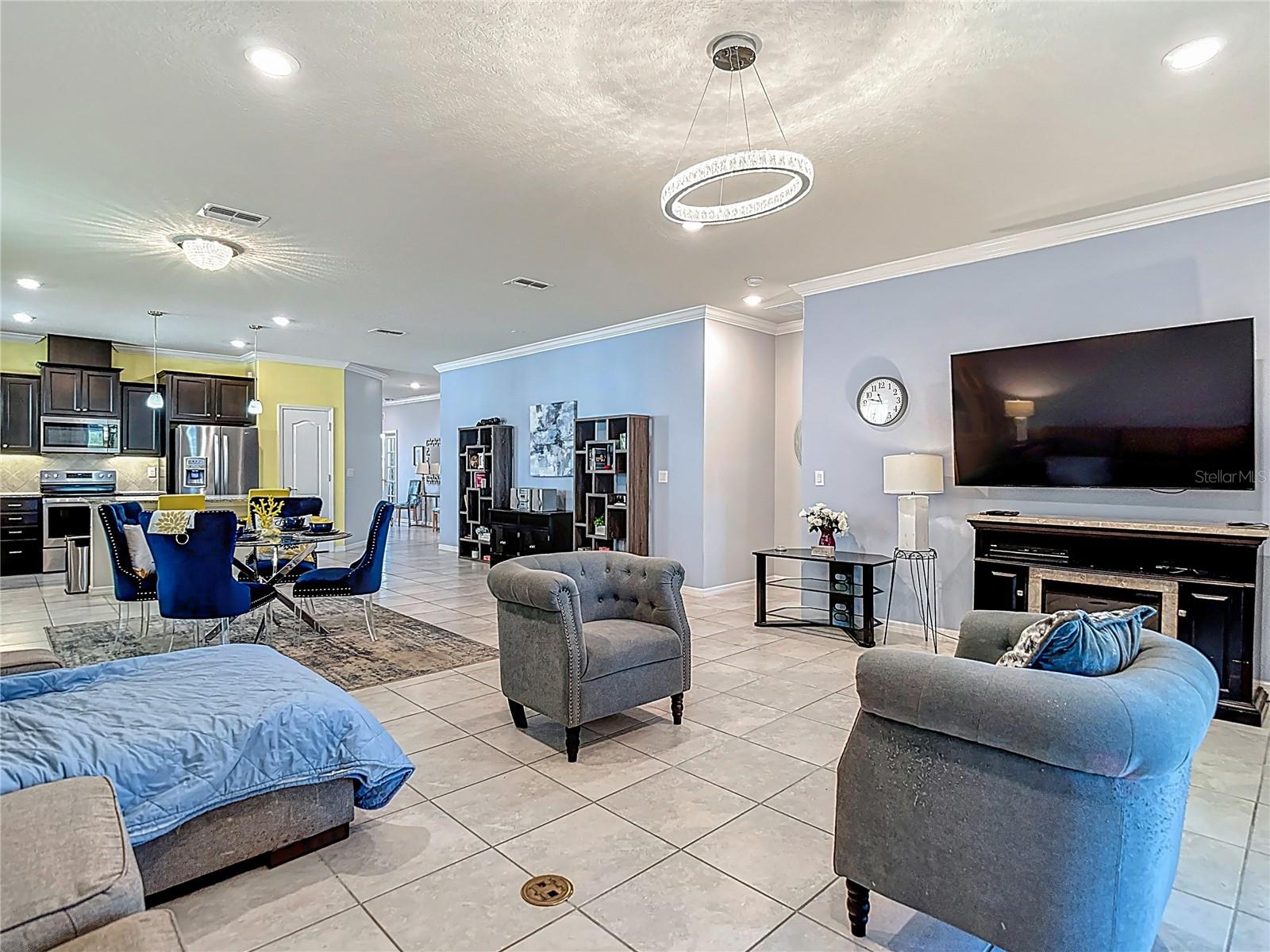 11703 BRIGHTON KNOLL LOOP