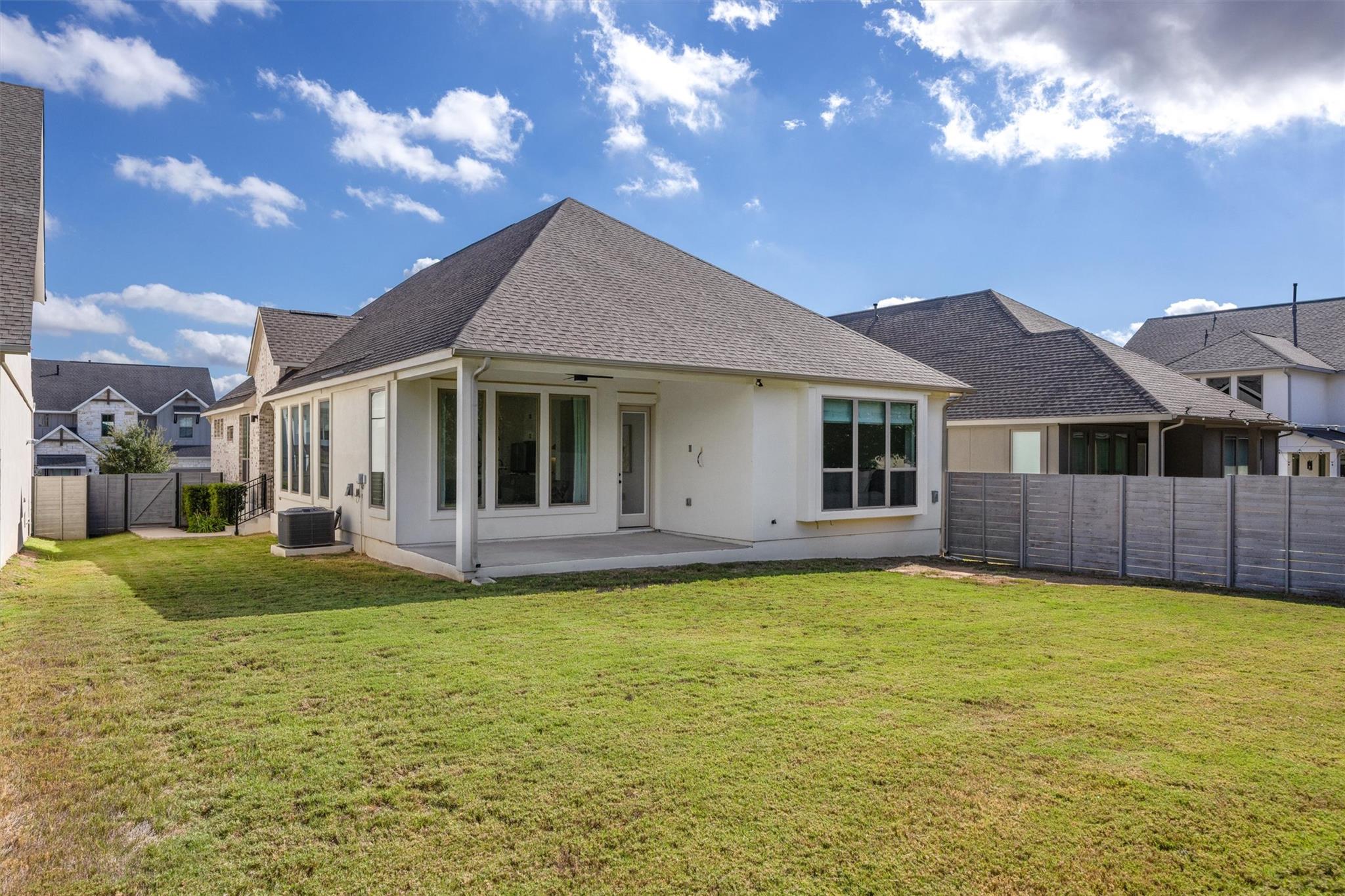 1122 Silver Dollar TRL, Georgetown