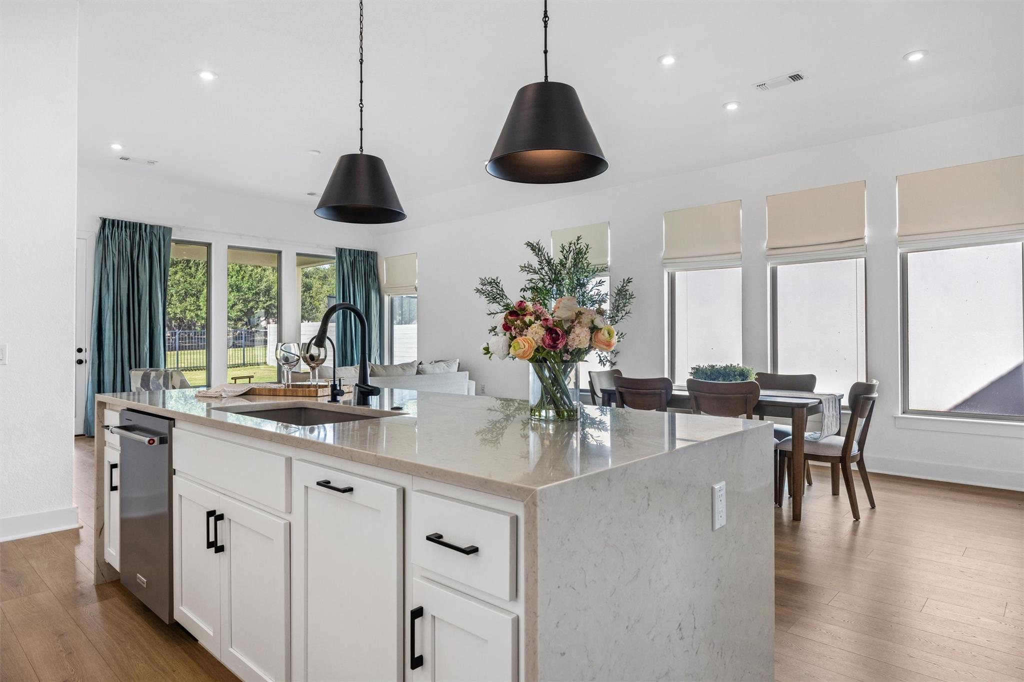 1122 Silver Dollar TRL, Georgetown