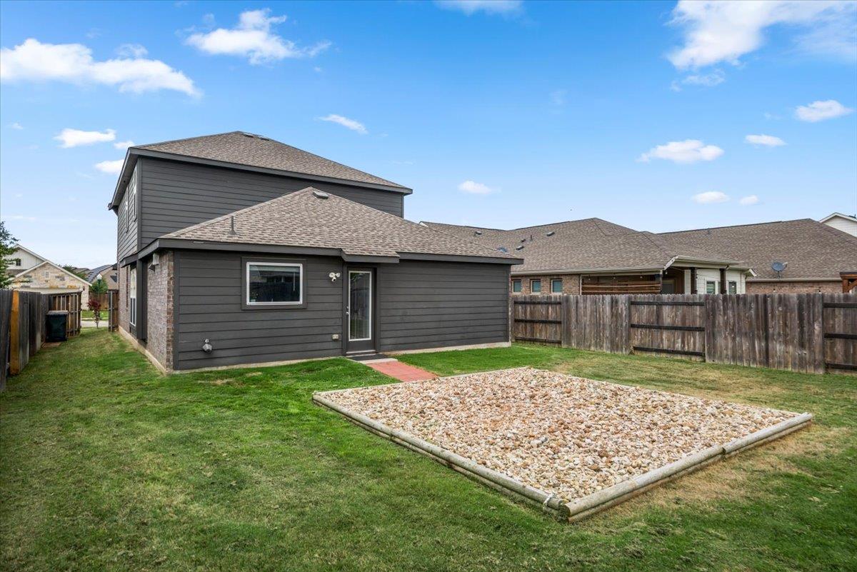 321 Buffalo View LN