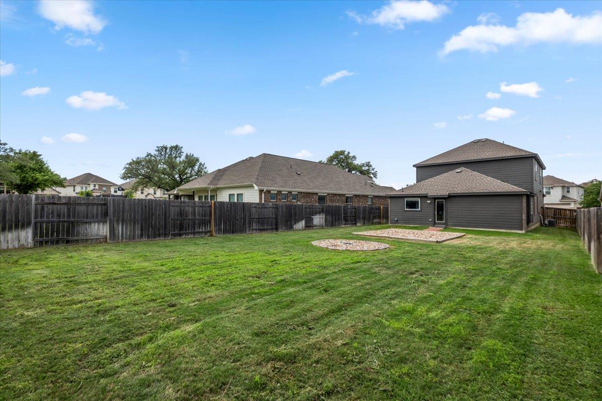 321 Buffalo View LN
