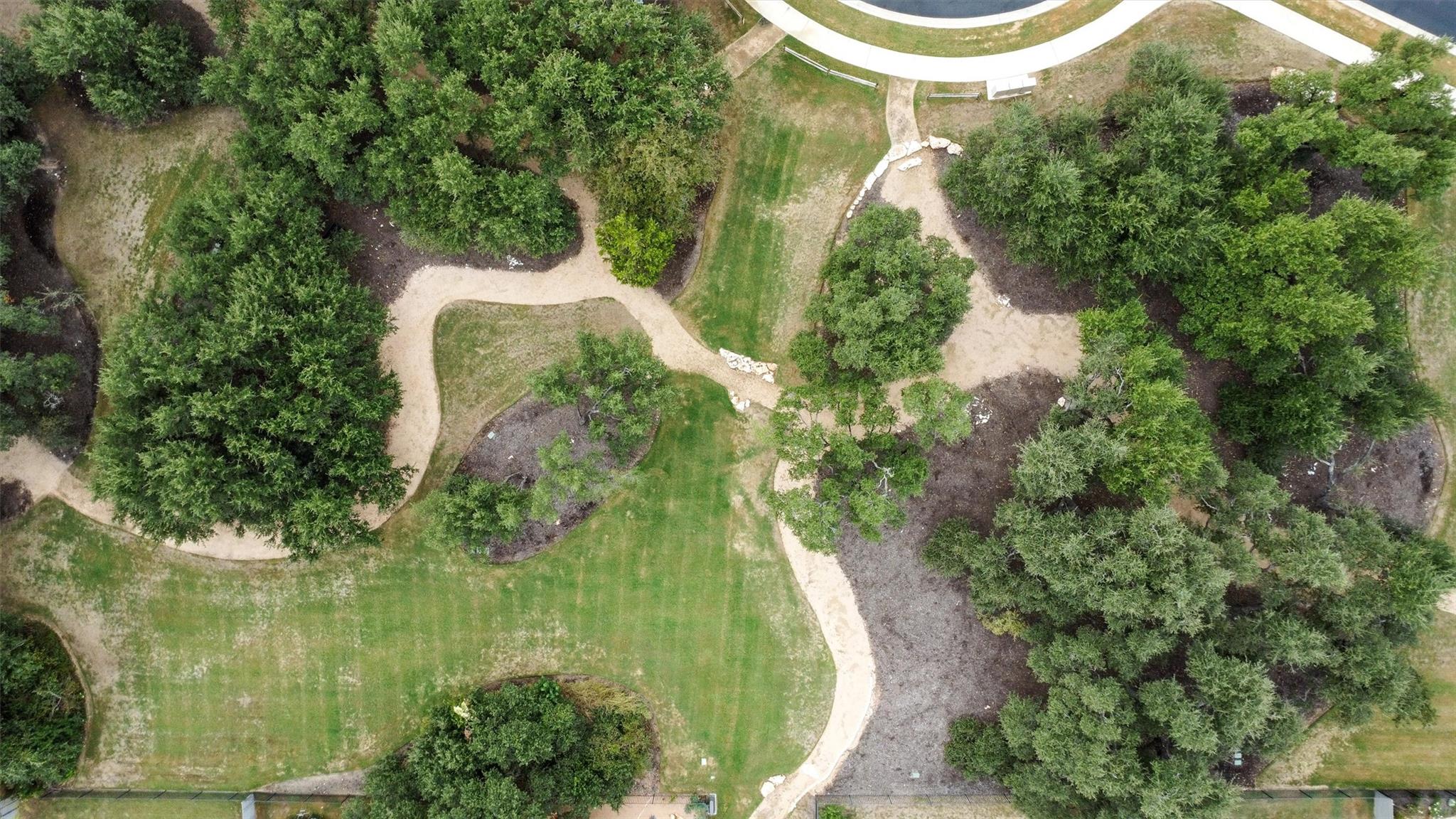 1122 Silver Dollar TRL