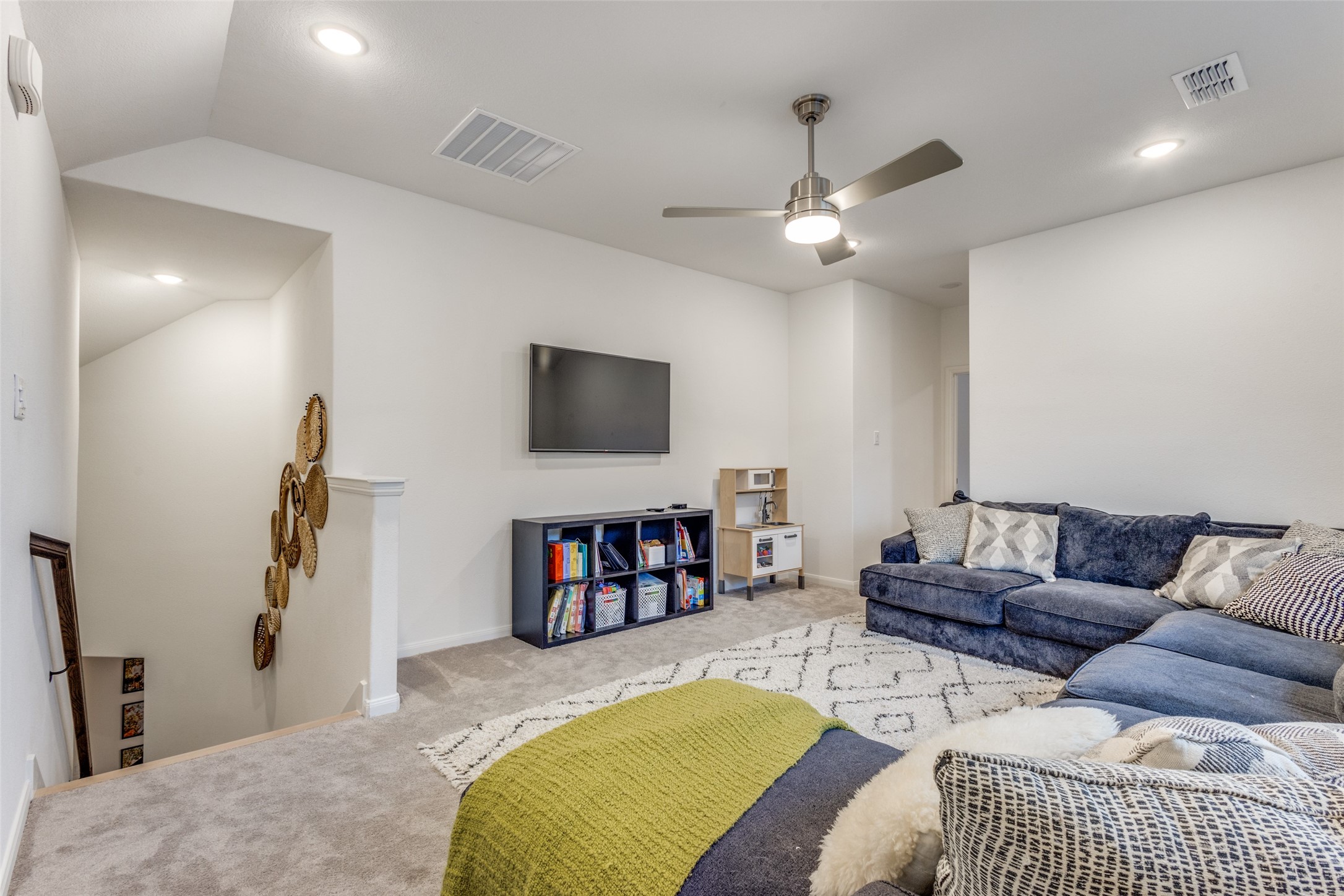 2245 Lantana Drive