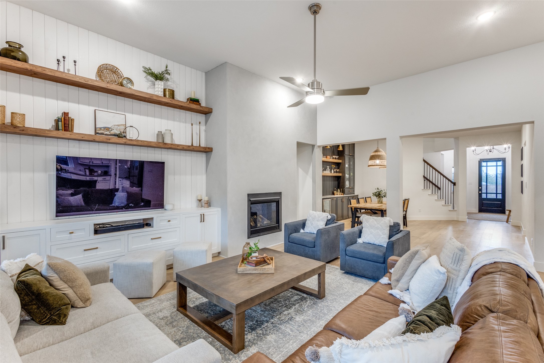 2245 Lantana Drive