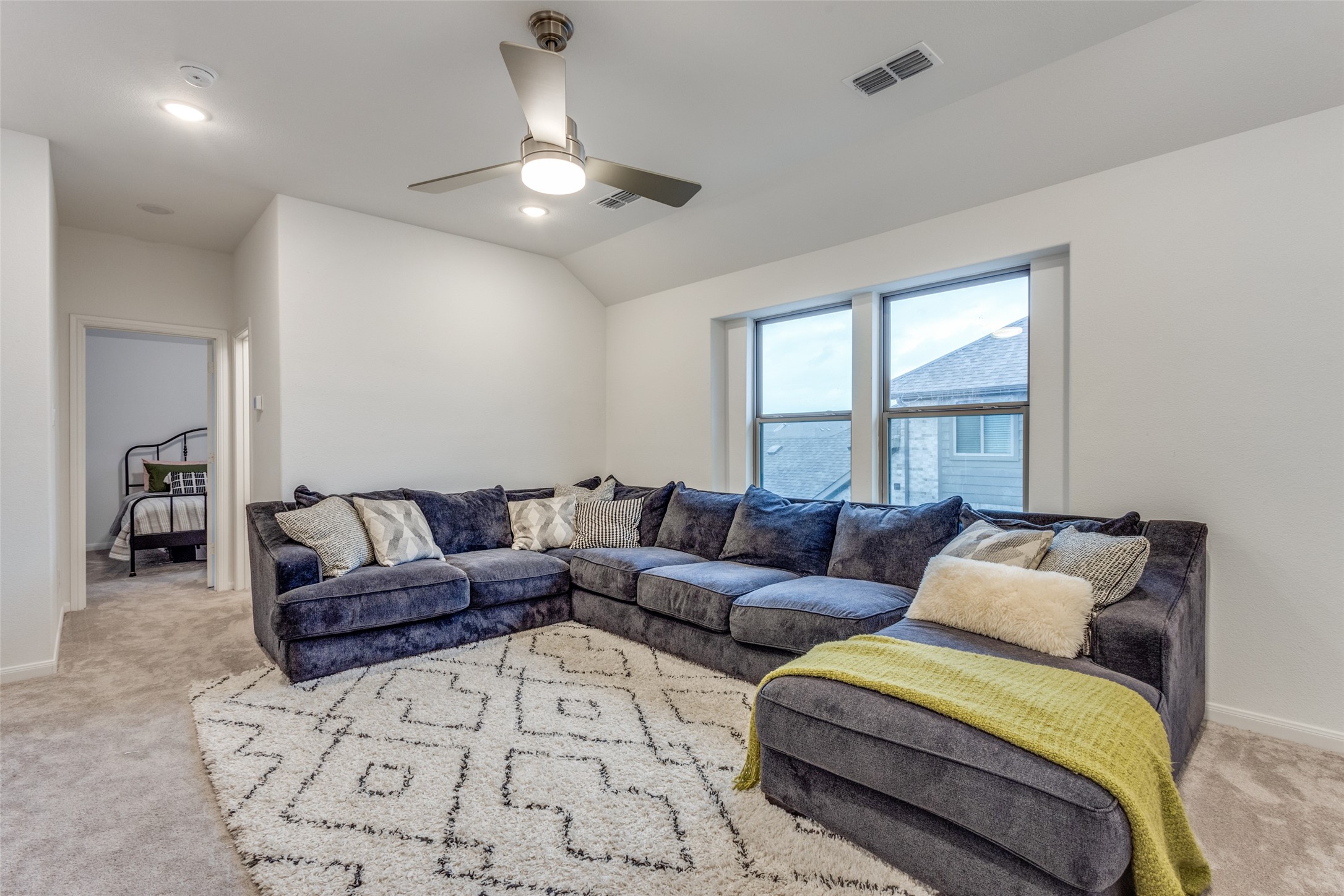 2245 Lantana Drive