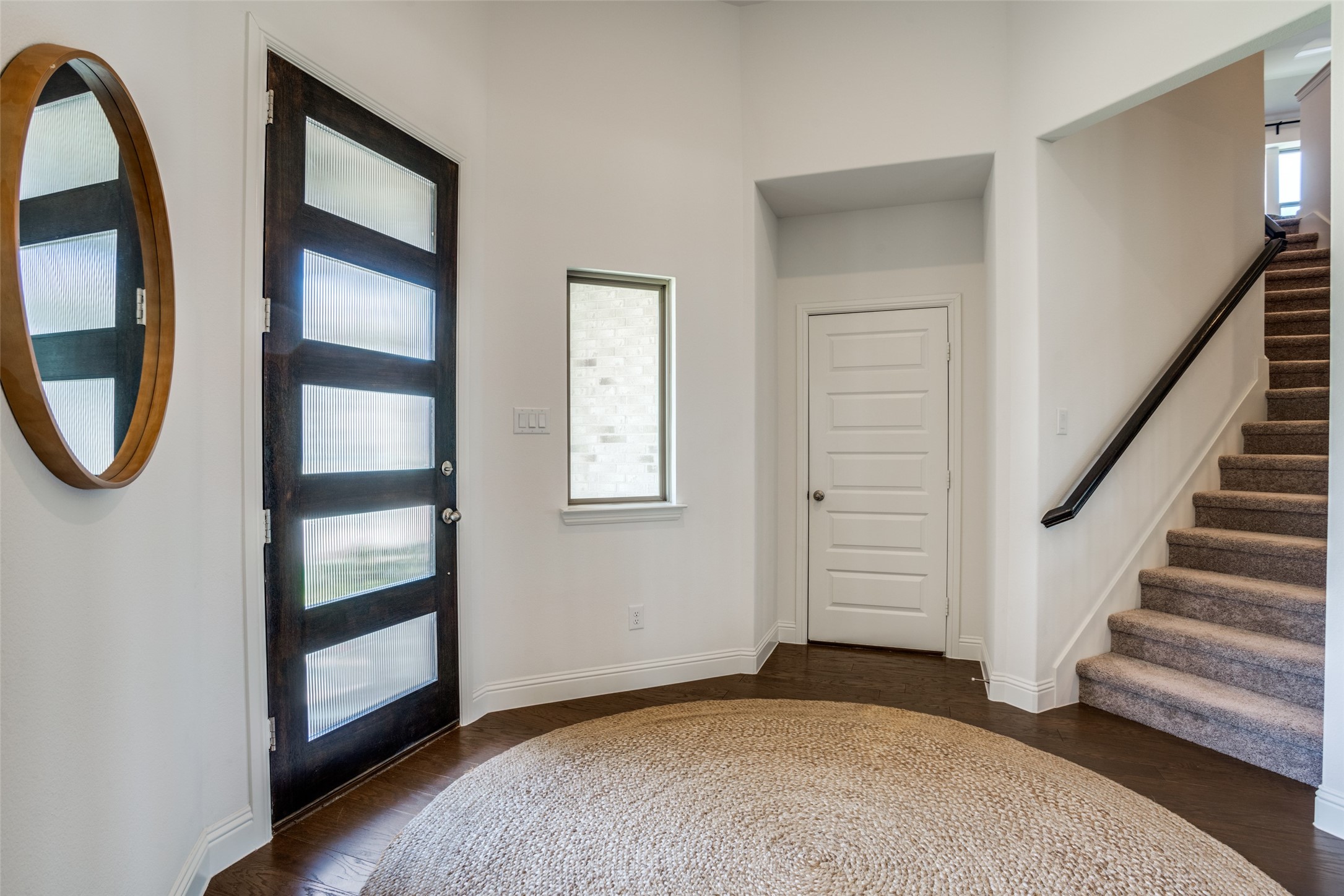 4011 Cloverleaf Trail