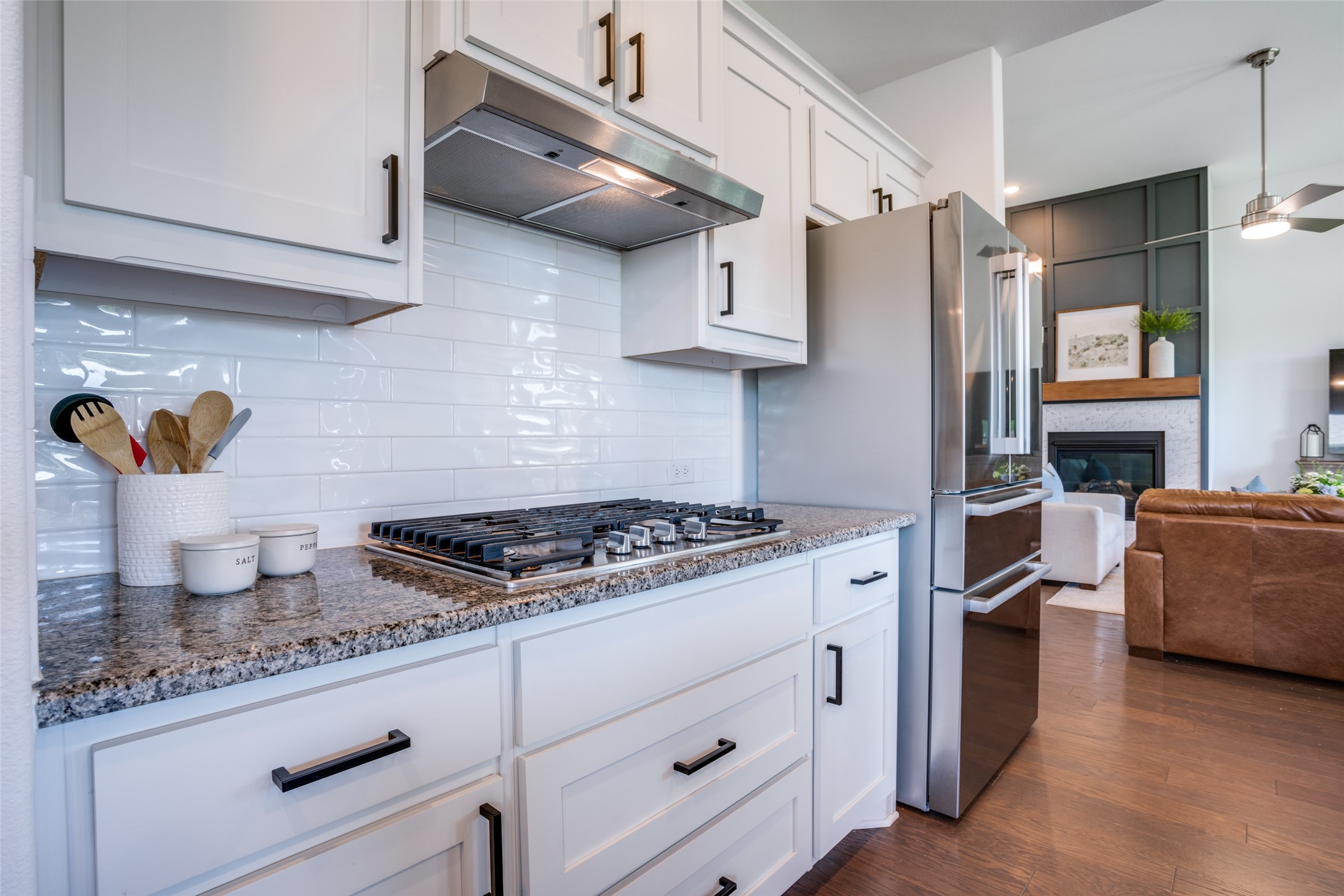 4011 Cloverleaf Trail