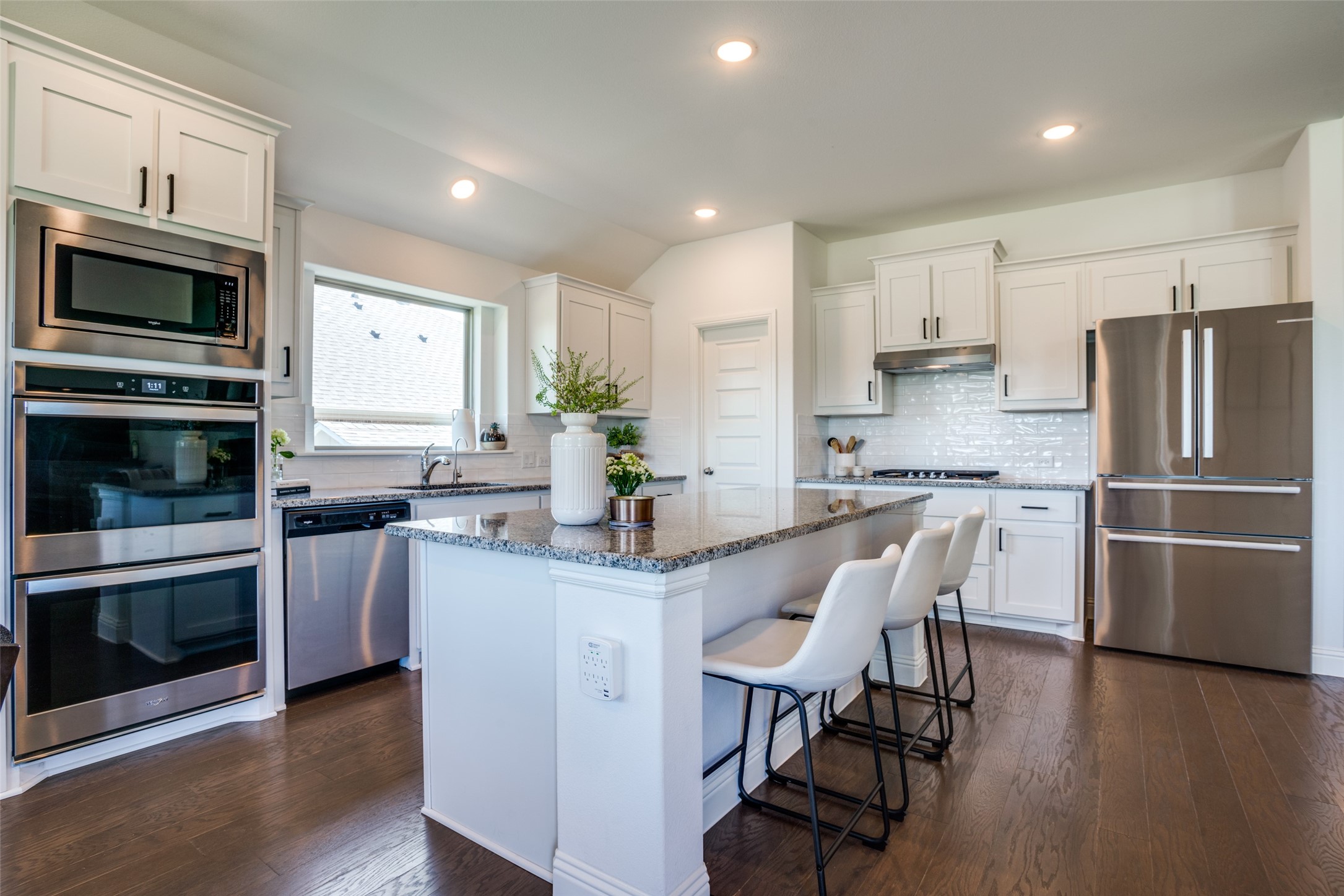 4011 Cloverleaf Trail