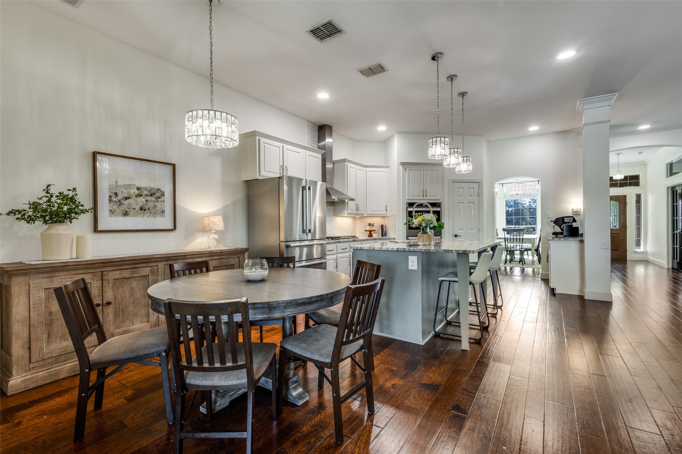 1 Meadowcreek Drive