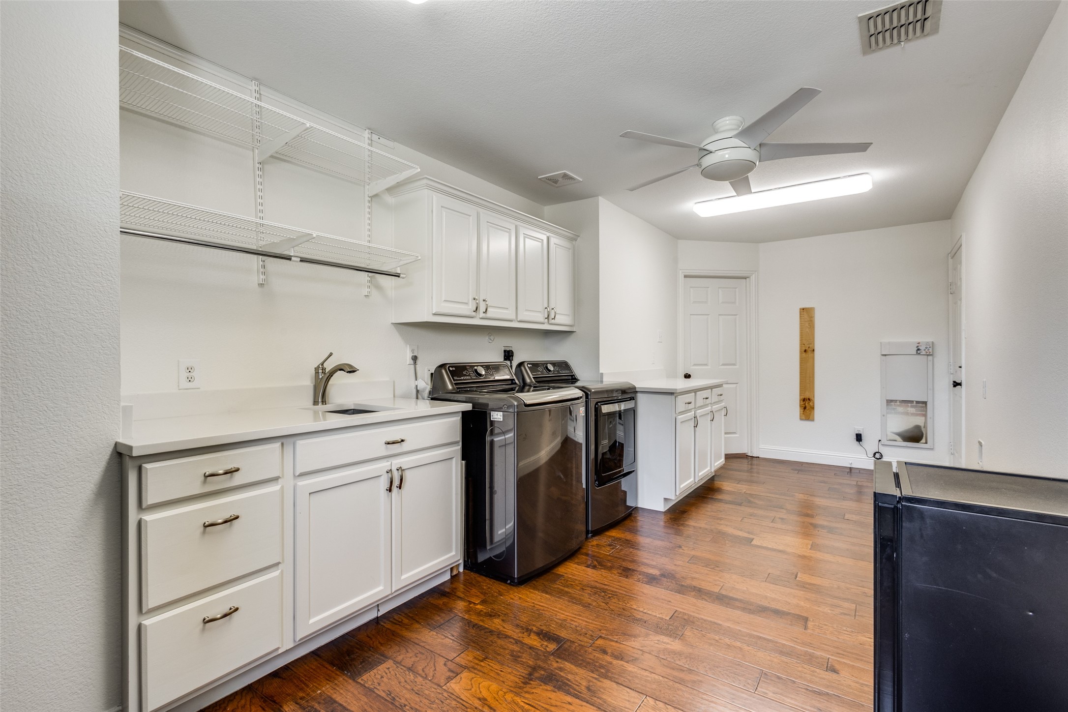 1 Meadowcreek Drive