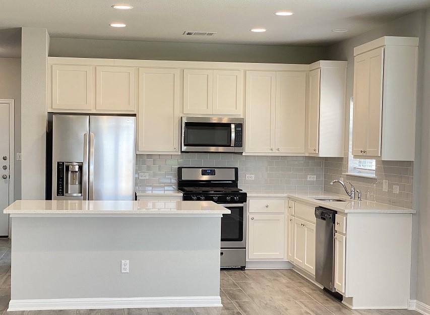 108 Peruvian LN